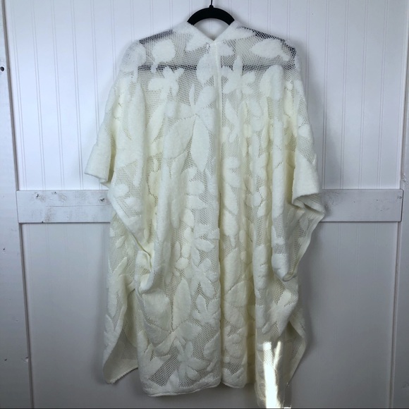 Anthropologie | Akemi & Kin Bellamy Kimono - Picture 6 of 6